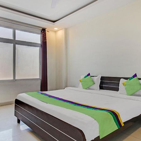 Treebo Trend Silver Grand Gomti Nagar Lucknow Exteriör bild