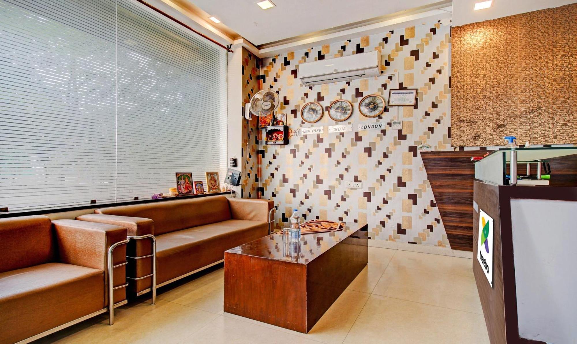 Treebo Trend Silver Grand Gomti Nagar Lucknow Exteriör bild