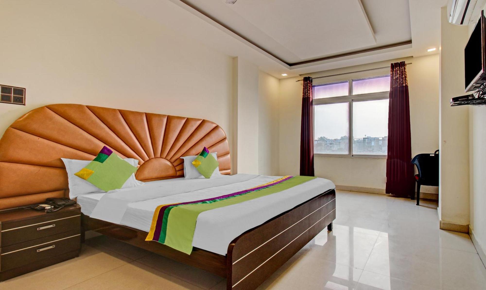 Treebo Trend Silver Grand Gomti Nagar Lucknow Exteriör bild