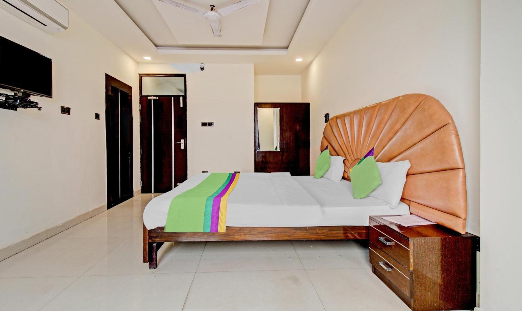 Treebo Trend Silver Grand Gomti Nagar Lucknow Exteriör bild