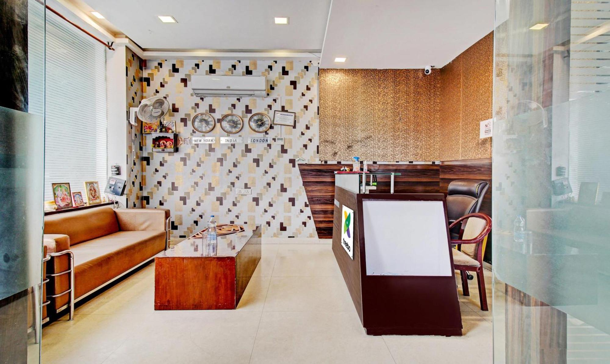 Treebo Trend Silver Grand Gomti Nagar Lucknow Exteriör bild