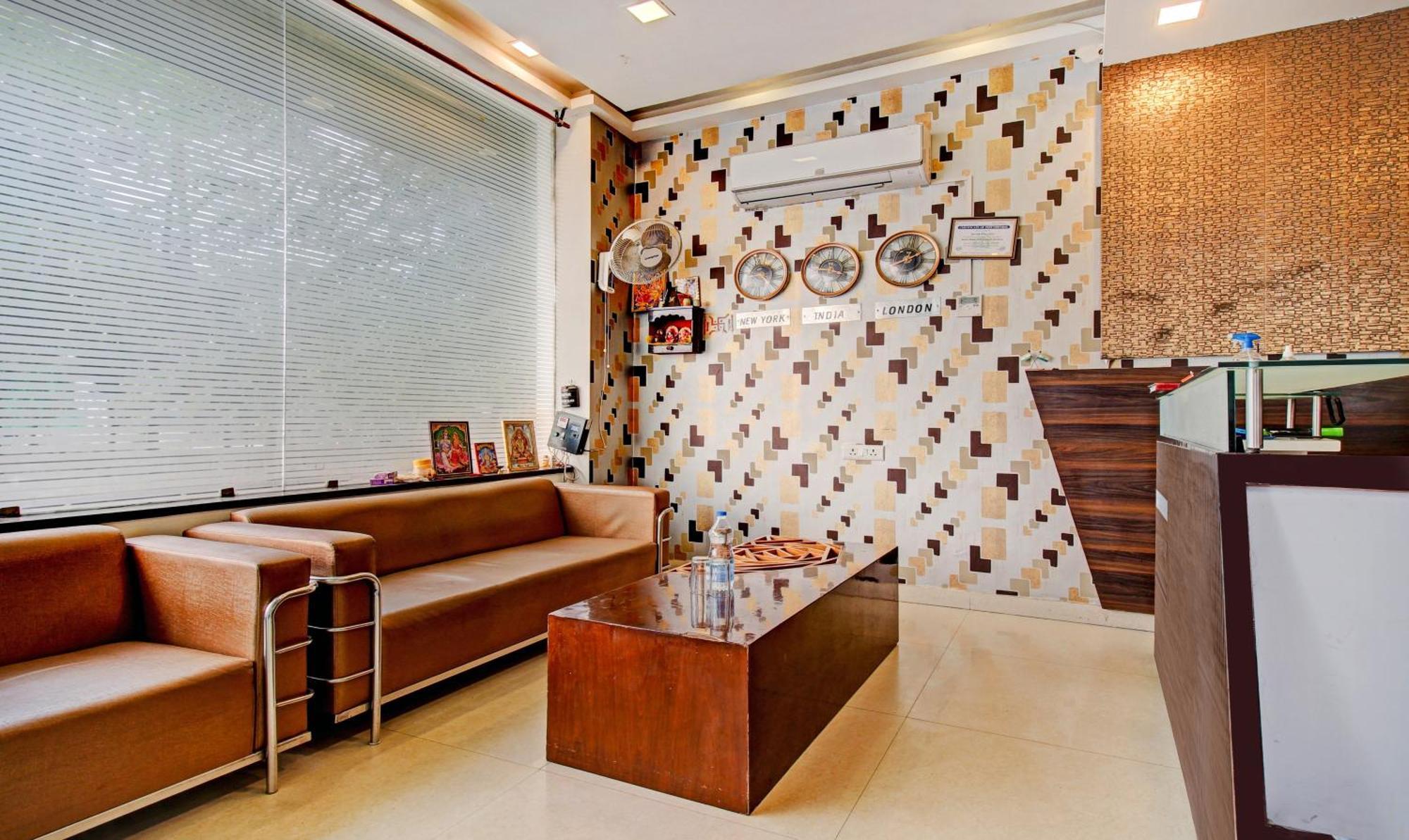 Treebo Trend Silver Grand Gomti Nagar Lucknow Exteriör bild